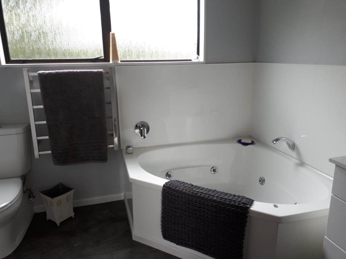 Rangaroa Heights Bed & Breakfast Taumarunui Exterior foto